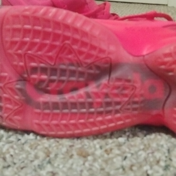 Adidas Men's DON issue 2 Size 11 Sneakers - Picture 3 of 5